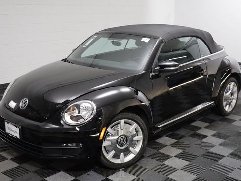 Used 2013 Volkswagen Beetle 2.5 image 2