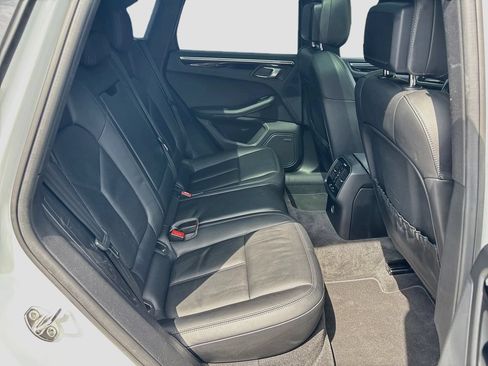 Used 2017 Porsche Macan S AWD/4WD image 29