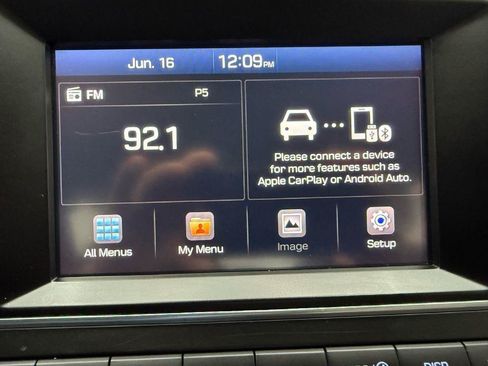 Used 2017 Hyundai Elantra SE FWD image 15