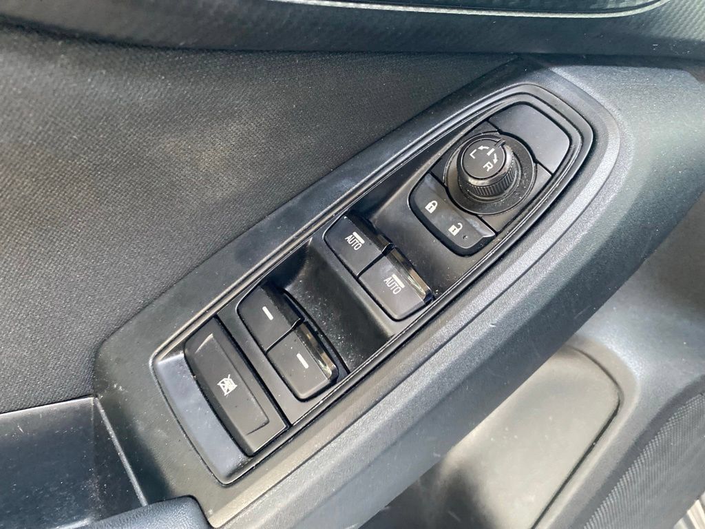 Used 2020 Subaru Impreza 2.0i AWD/4WD image 13
