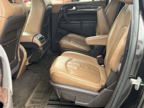 Used 2014 Buick Enclave Leather FWD image 16