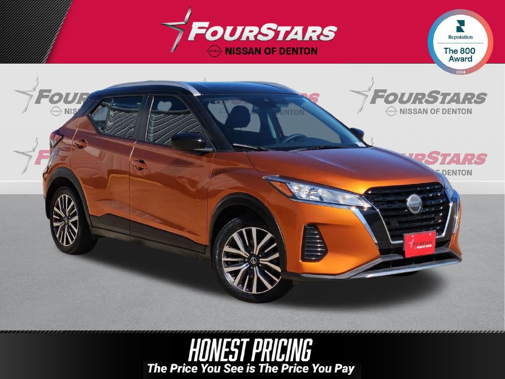 Used 2021 Nissan Kicks SV FWD image 1