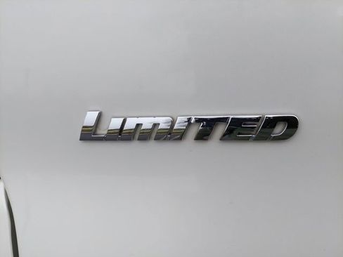 Used 2018 Toyota 4Runner Limited AWD/4WD image 42