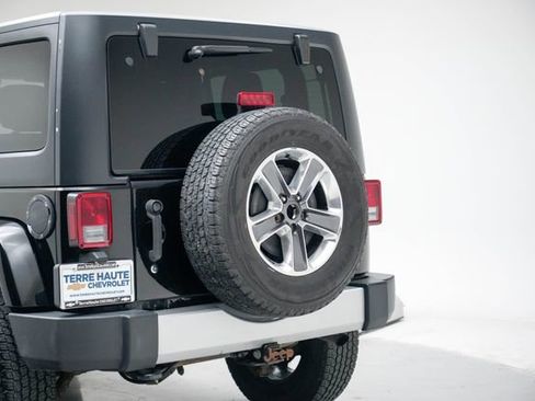 Used 2011 Jeep Wrangler Sahara image 4