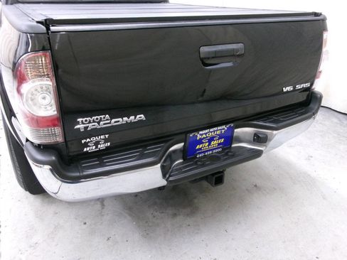 Used 2012 Toyota Tacoma 4x4 Double Cab w/ SR5 Pkg image 8