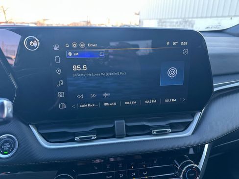 Used 2025 Chevrolet Equinox LT image 21