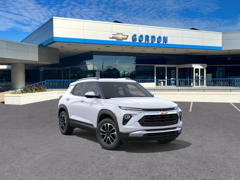 New 2026 Chevrolet TrailBlazer LT w/ Convenience Package FWD image 1