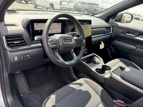 New 2026 GMC Terrain Elevation AWD/4WD image 17