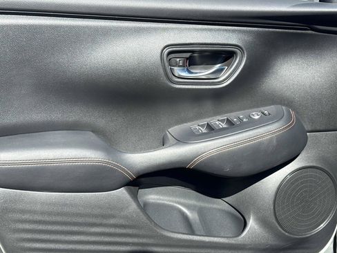 Certified 2023 Honda HR-V Sport image 16