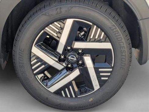 New 2026 Nissan Kicks SV image 9