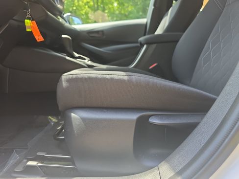 Used 2024 Toyota Corolla LE FWD image 26