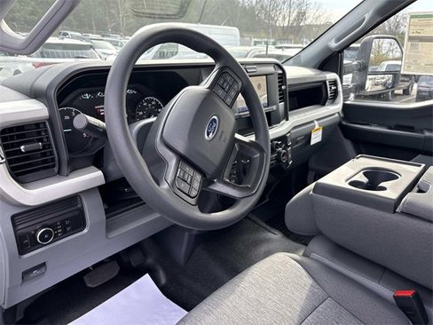 New 2026 Ford F250 XL w/ XL Off-Road Package image 18