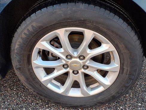 Used 2020 Chevrolet Equinox LT image 7