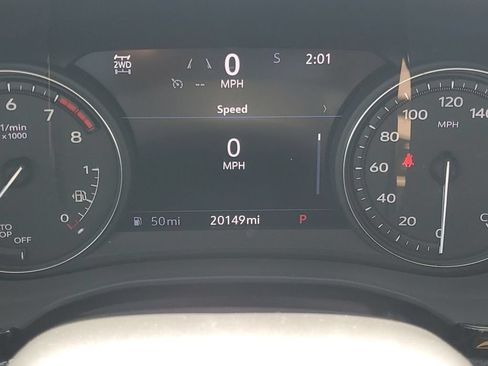 Certified 2022 Cadillac XT5 Sportv w/ Technology Package AWD/4WD image 12