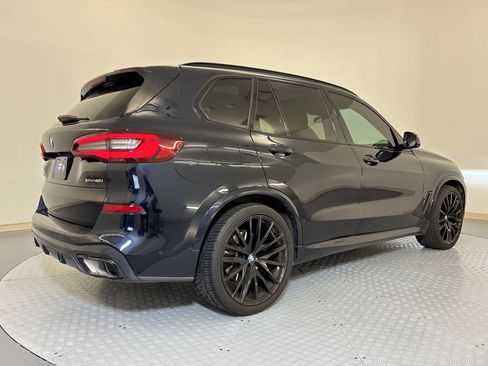Used 2023 BMW X5 xDrive40i w/ M Sport Package image 9
