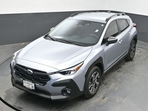 Used 2025 Subaru Crosstrek 2.0i Premium w/ Crosstrek Mirror Package image 33