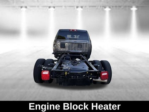Used 2023 RAM 3500 Tradesman w/ Cold Weather Group RWD image 6