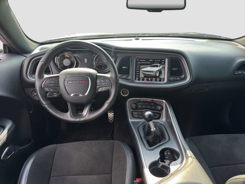 Used 2017 Dodge Challenger R/T Scat Pack RWD image 14