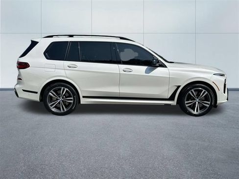 Used 2025 BMW X7 M60i AWD/4WD image 5