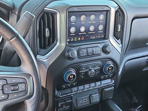 Used 2023 Chevrolet Silverado 2500 LTZ w/ LTZ Convenience Package image 27