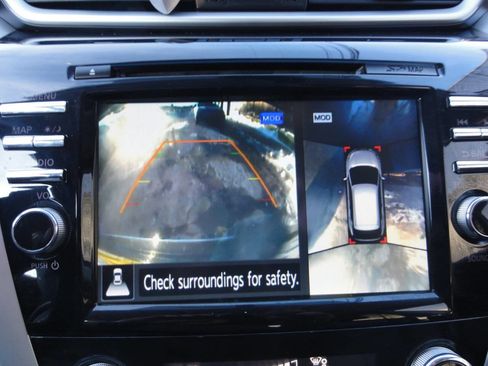 Used 2017 Nissan Murano SL w/ SL Technology Package image 16