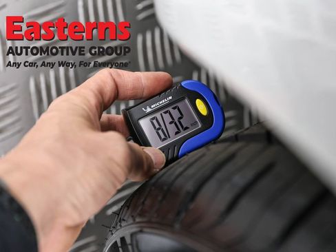 Used 2023 Tesla Model 3 Standard Range image 26