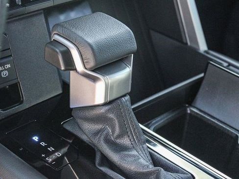 Used 2025 Toyota Tundra Platinum image 20