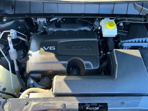 Used 2022 Nissan Pathfinder SL image 47