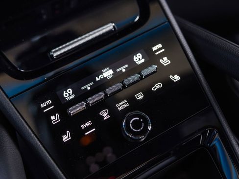 New 2026 Porsche Cayenne AWD/4WD image 59