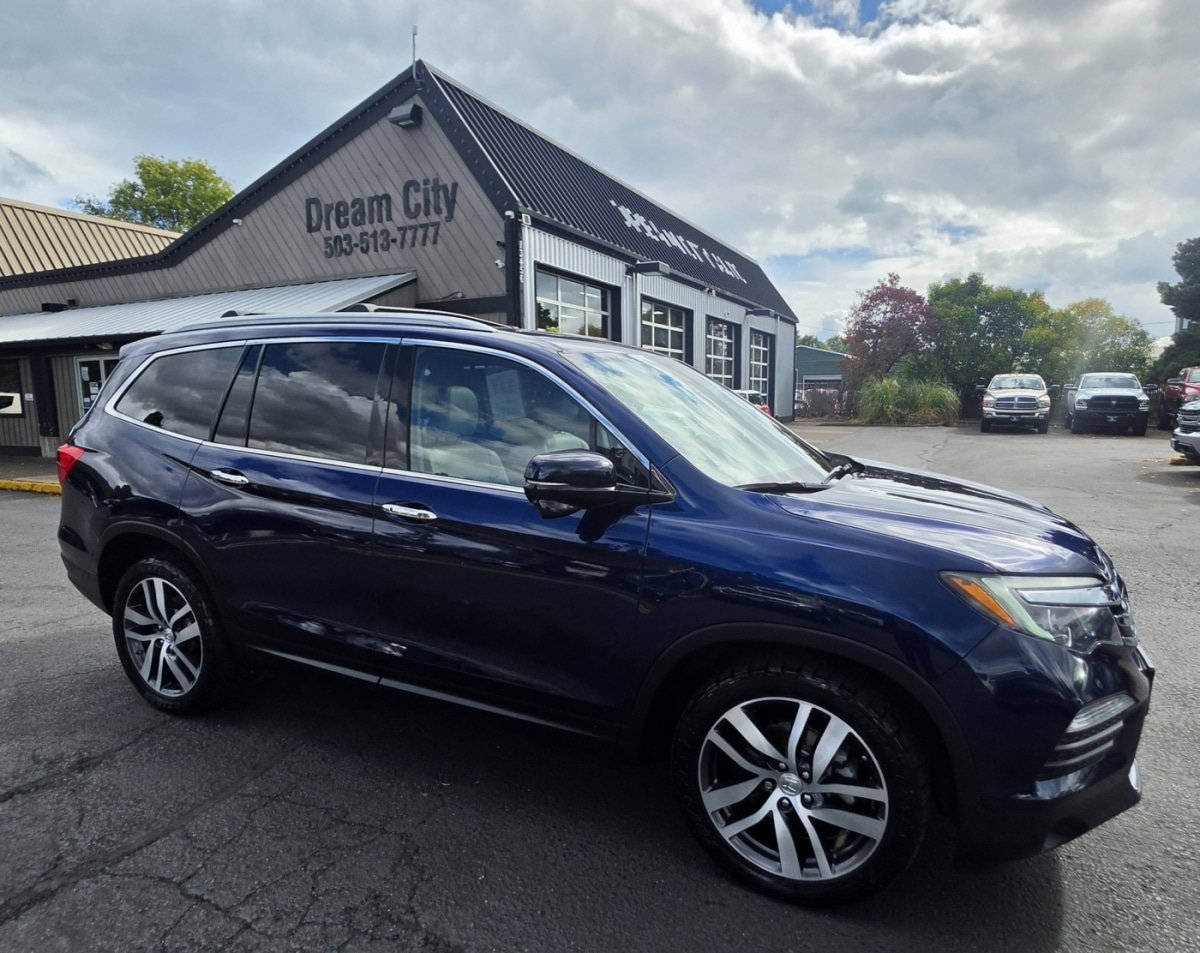 Used 2016 Honda Pilot Touring image 4