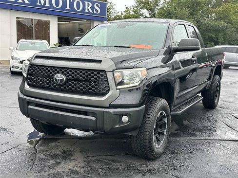 Used 2018 Toyota Tundra SR AWD/4WD image 5