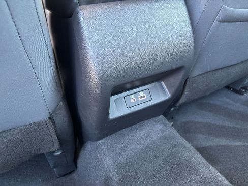 Used 2025 Nissan Altima 2.5 SV FWD image 23