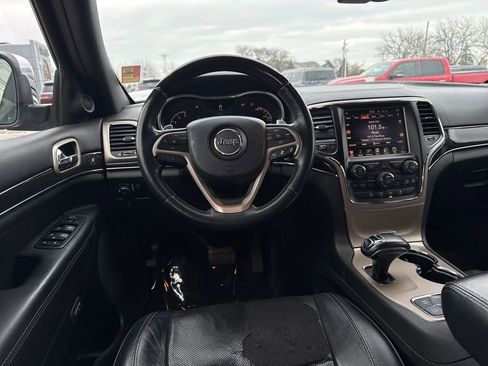 Used 2014 Jeep Grand Cherokee Overland w/ Advanced Technology Group image 14