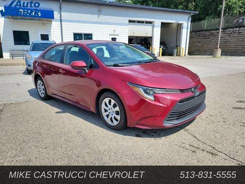 Used 2024 Toyota Corolla LE FWD image 7