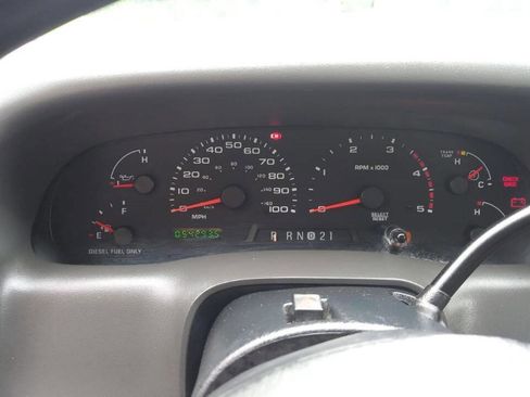 Used 2002 Ford F350 XL image 7