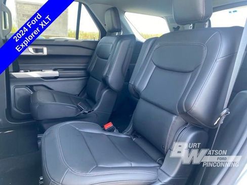 New 2024 Ford Explorer XLT w/ Equipment Group 202A AWD/4WD image 25