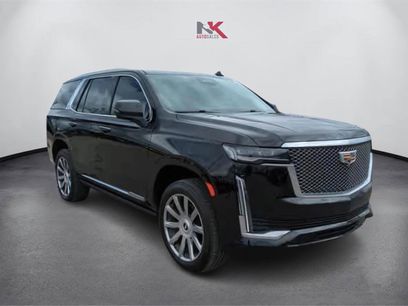 Used 2022 Cadillac Escalade Premium Luxury Platinum w/ Heavy-Duty Trailer Package