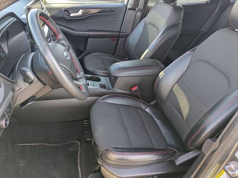 Used 2023 Ford Escape ST-Line Select w/ Tech Pack #2 image 16