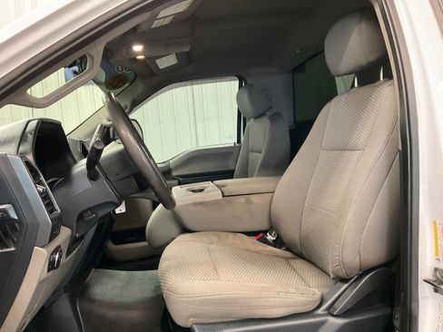 Used 2022 Ford F250 XLT w/ XLT Value Package AWD/4WD image 11