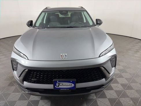 Certified 2025 Buick Envision Sport Touring image 3