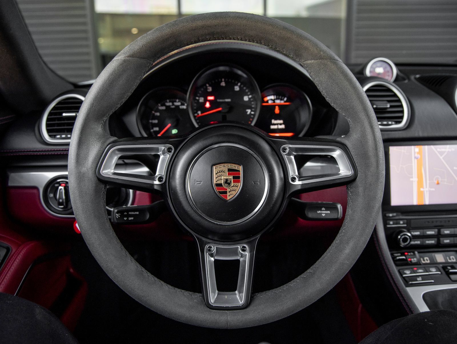 Certified 2019 Porsche 718 Cayman RWD image 25