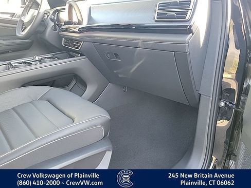 New 2026 Volkswagen Atlas Cross Sport SEL image 42