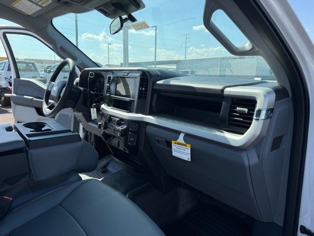 New 2026 Ford F250 XL w/ XL Chrome Package RWD image 24