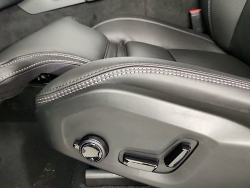 New 2026 Volvo XC90 T8 Ultra w/ Protection Package AWD/4WD image 14