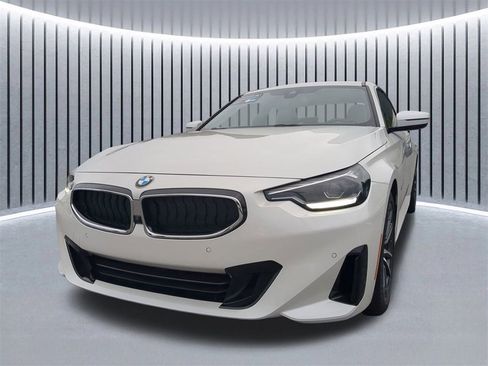 Certified 2024 BMW 230i Coupe w/ Convenience Package image 9