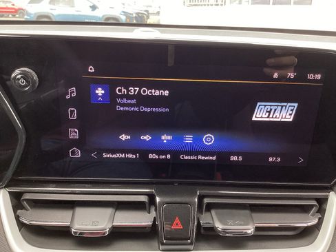 Used 2025 Chevrolet TrailBlazer LT FWD image 20