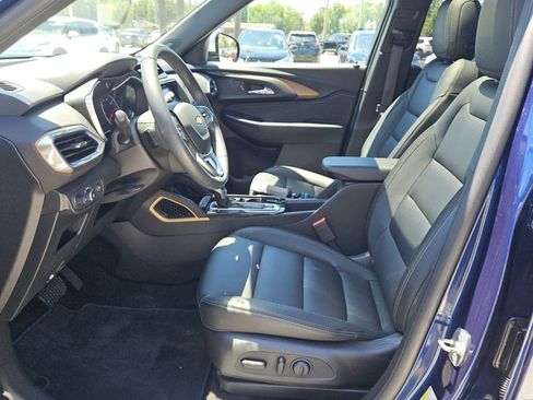Used 2022 Chevrolet TrailBlazer ACTIV w/ Sun and Liftgate Package AWD/4WD image 3