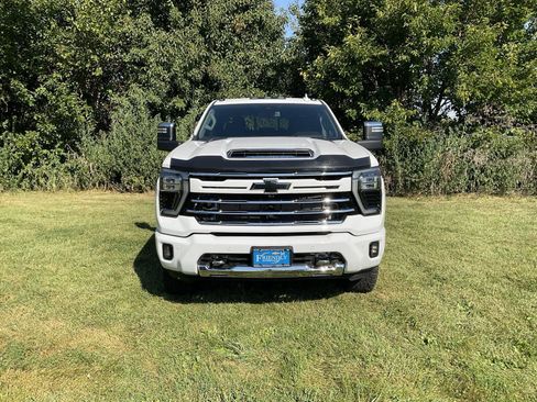 Certified 2025 Chevrolet Silverado 3500 LTZ w/ Z71 Chrome Sport Edition AWD/4WD image 2