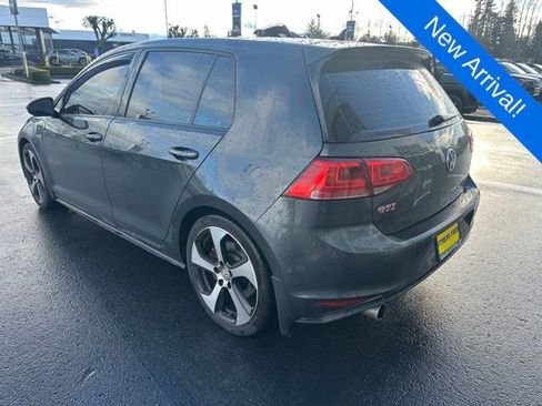 Used 2017 Volkswagen GTI SE image 5