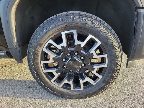 Used 2024 GMC Sierra 2500 Denali w/ Denali Reserve Package image 5